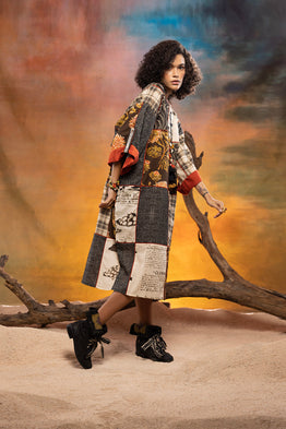 Chestnut - Black/Ivory