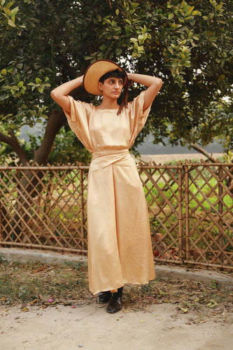 Mia Beige Set