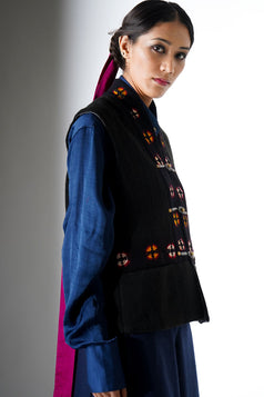 Thigma Bundi - black Women