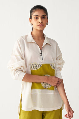 Emb. Patch U Hem Top