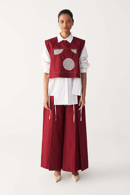 Patch Emb. Overlay Co-Ord (Set Of 2)